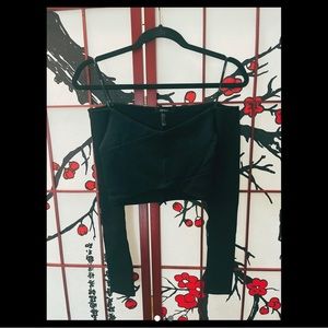 FOREVER 21 black long sleeves crossed front bustier crop top.